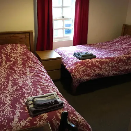 Gunmakers Arms Hotel